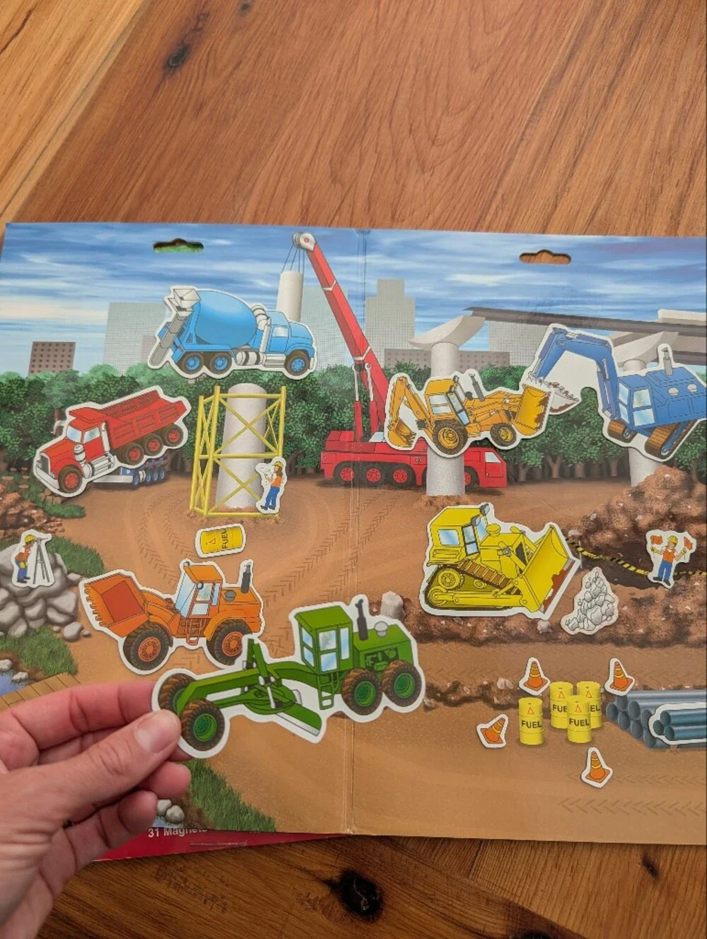 Magnetic Zoo & Construction Site Playsets - Green, Yellow, Red
